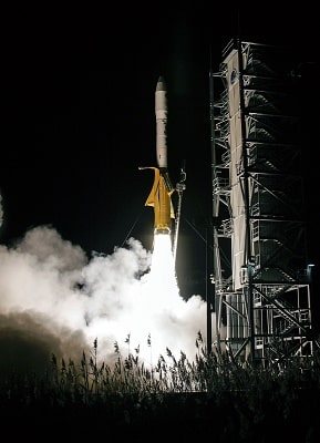 Rocket laucning from Virginia Mid-Atlantic Spaceport